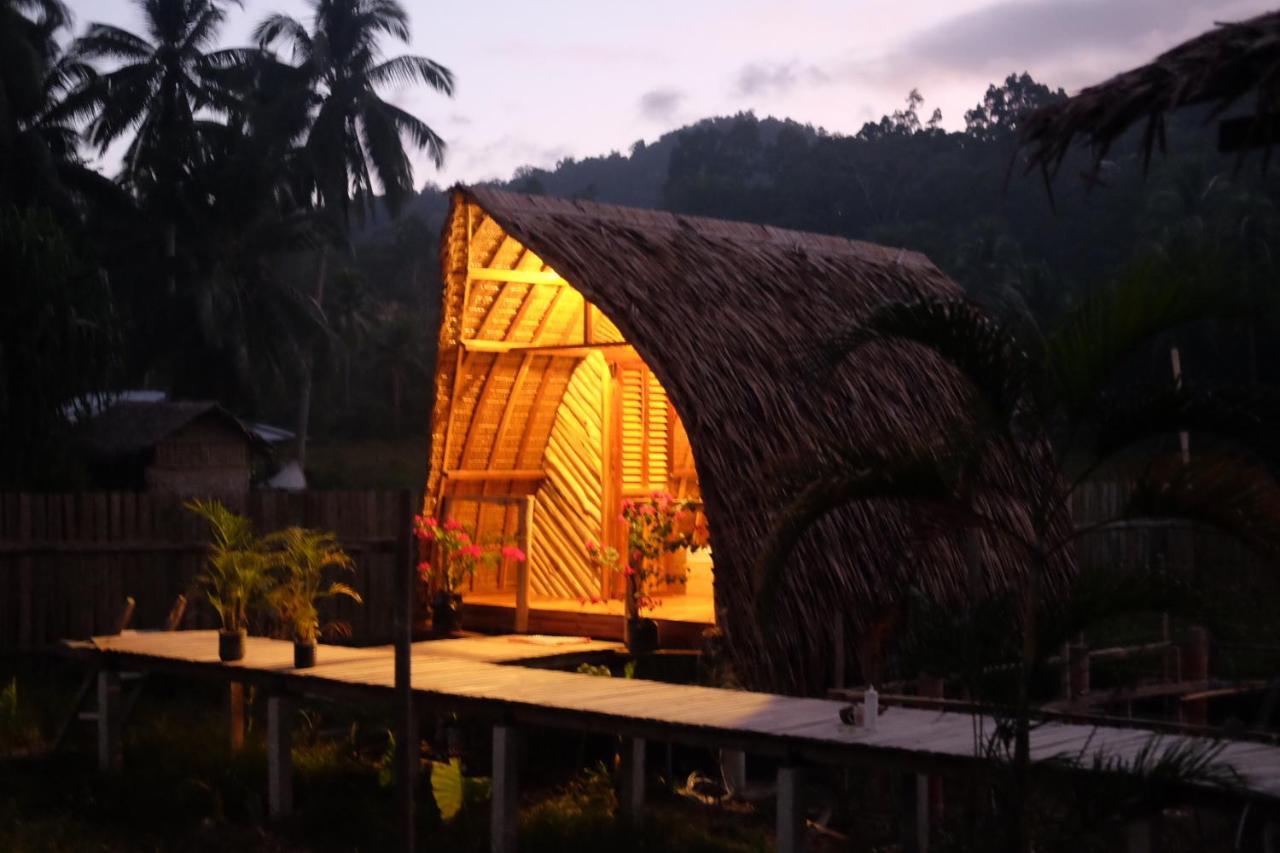 סן ויסנטה Palayan Paradise Huts מראה חיצוני תמונה