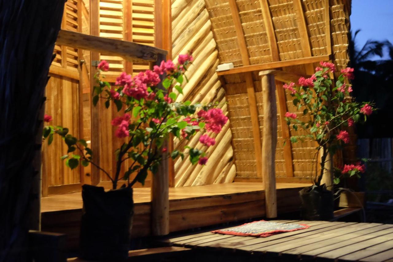 סן ויסנטה Palayan Paradise Huts מראה חיצוני תמונה