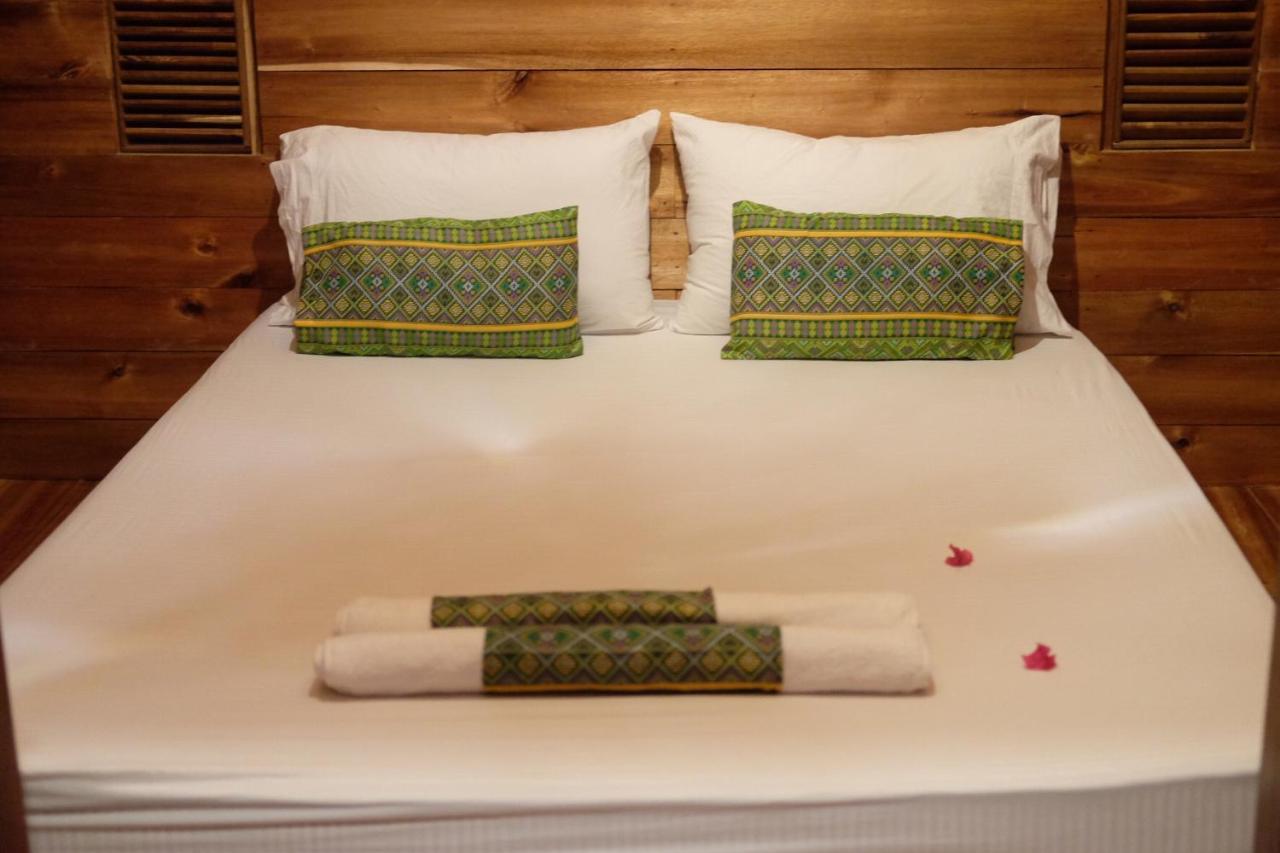 סן ויסנטה Palayan Paradise Huts מראה חיצוני תמונה